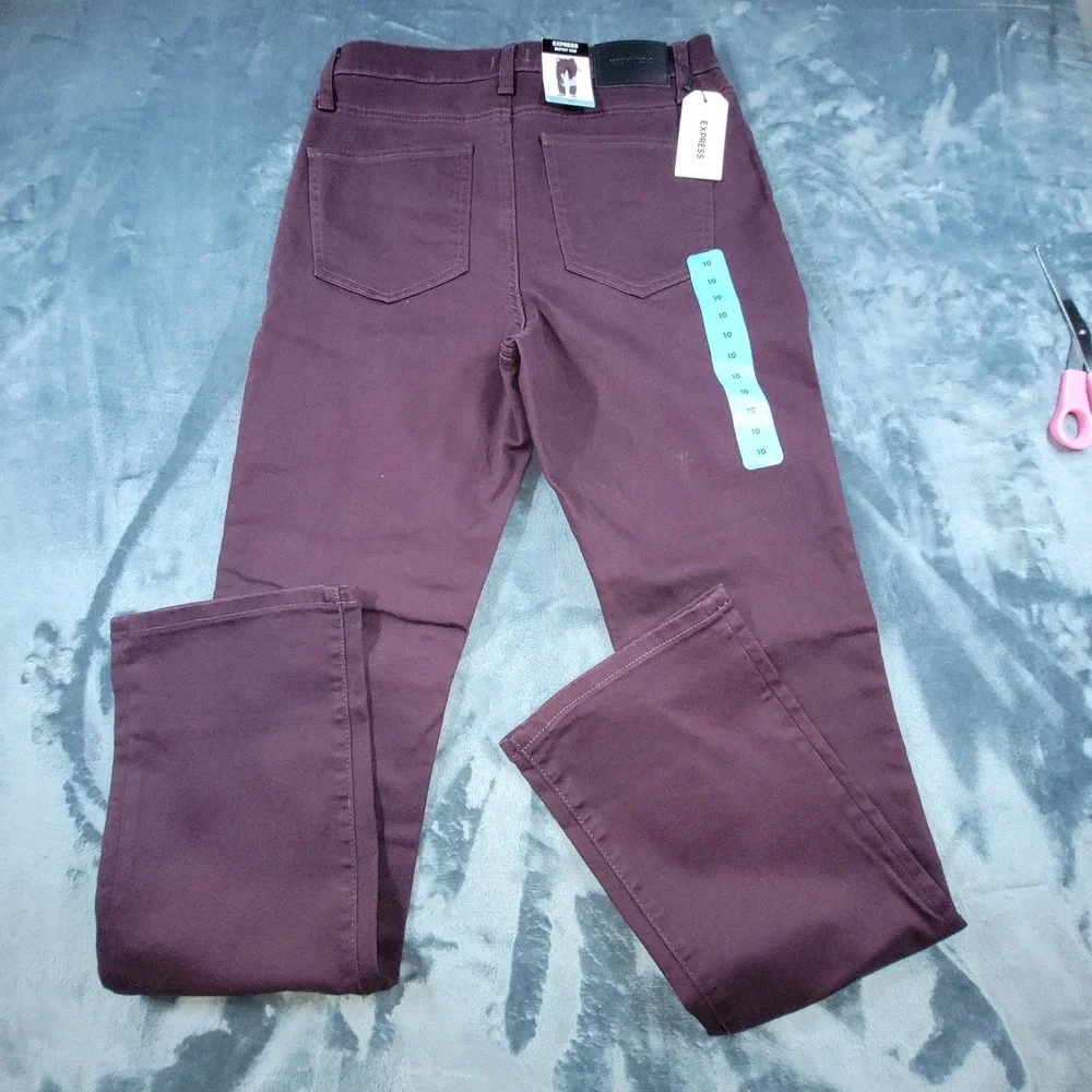 Express Womens Bootcut Jeans Wine Wash Burgundy‎ Size 10 NWT EX010051